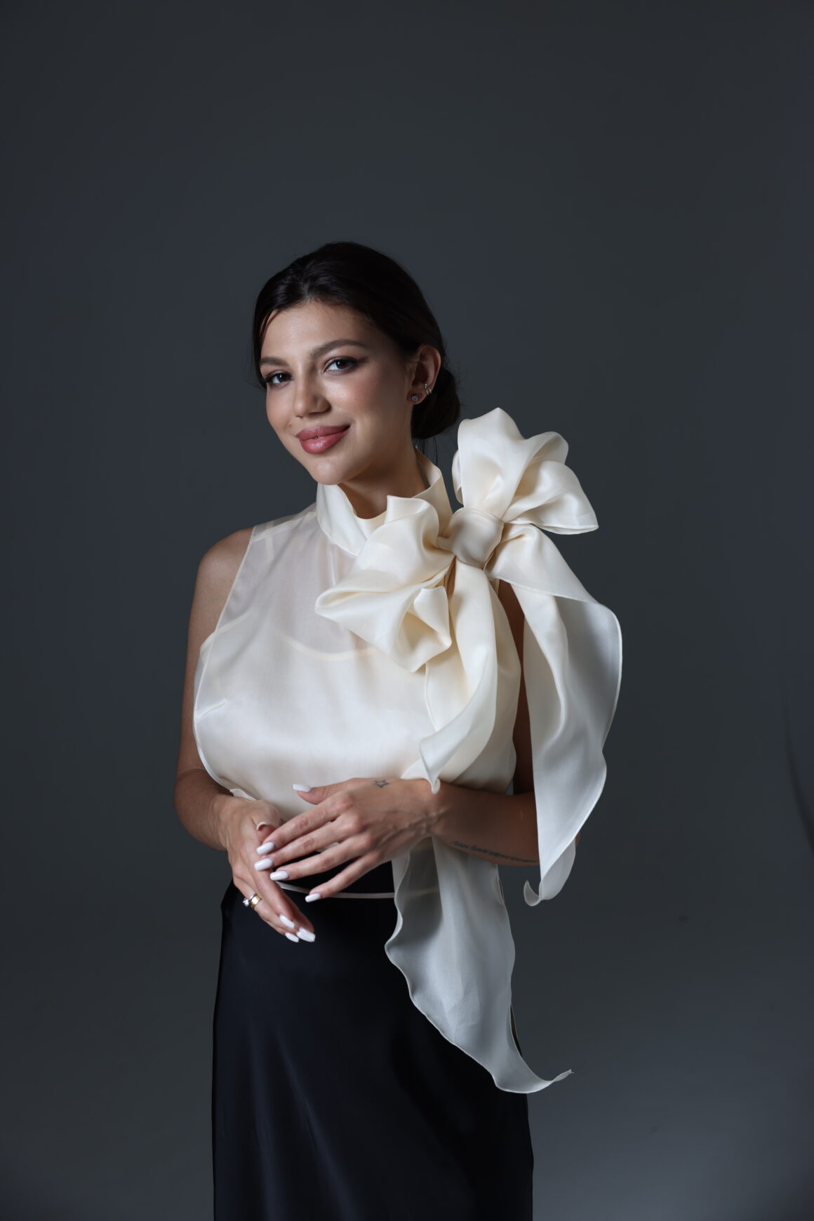 Элина Жгенти о влияние неразумных покупок на вашу жизнь: почему обучение важнее одежды.