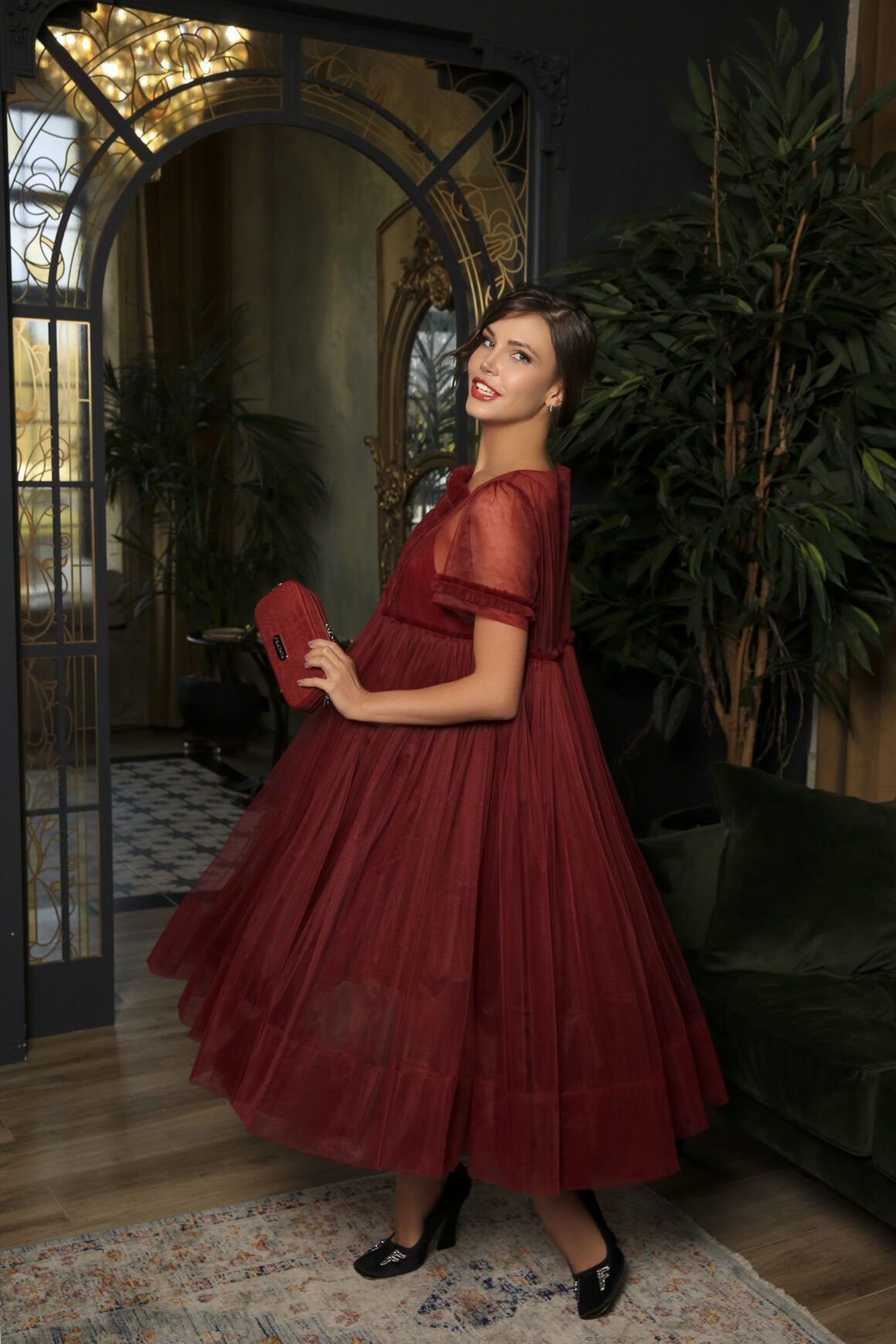 Актриса Анастасия Лифанова снялась для бренда OKATAVA