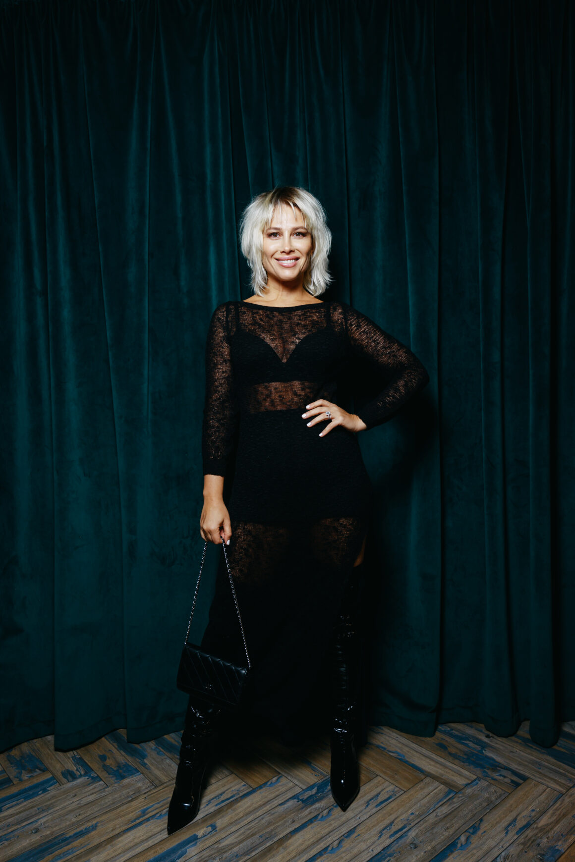 Ирина Чайковская, Яна Ирис, Юлия Беретта и другие селебрити на премьере фильма «Дух Байкала» 