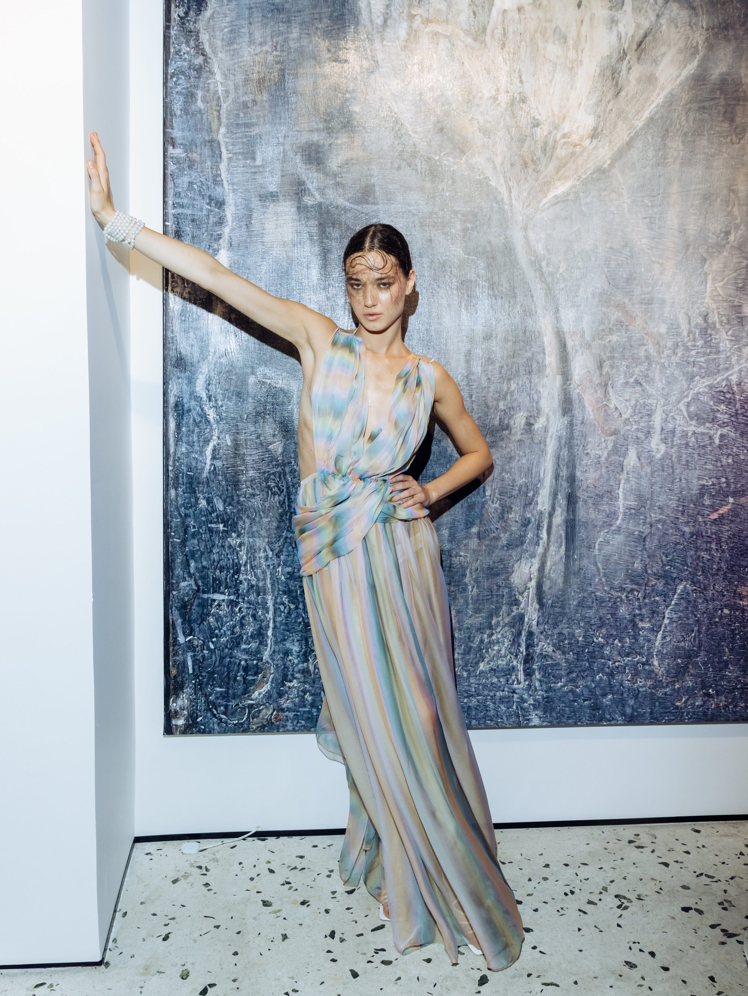 Показ весенне-летней коллекции бренда LEFFERS прошел в арт-пространстве Askeri Club