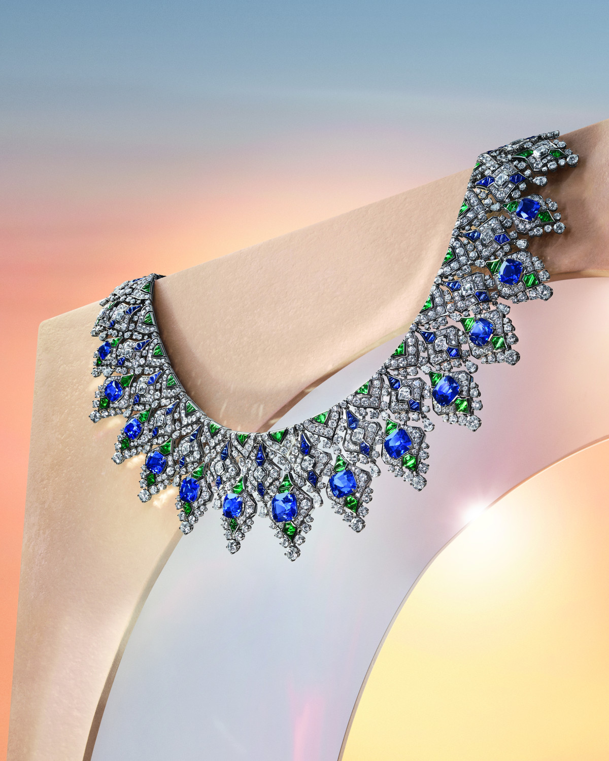 Энн Хэтэуэй, Зендея и Лю Ифэй снялись в кампейне Bvlgari Eternally Reborn