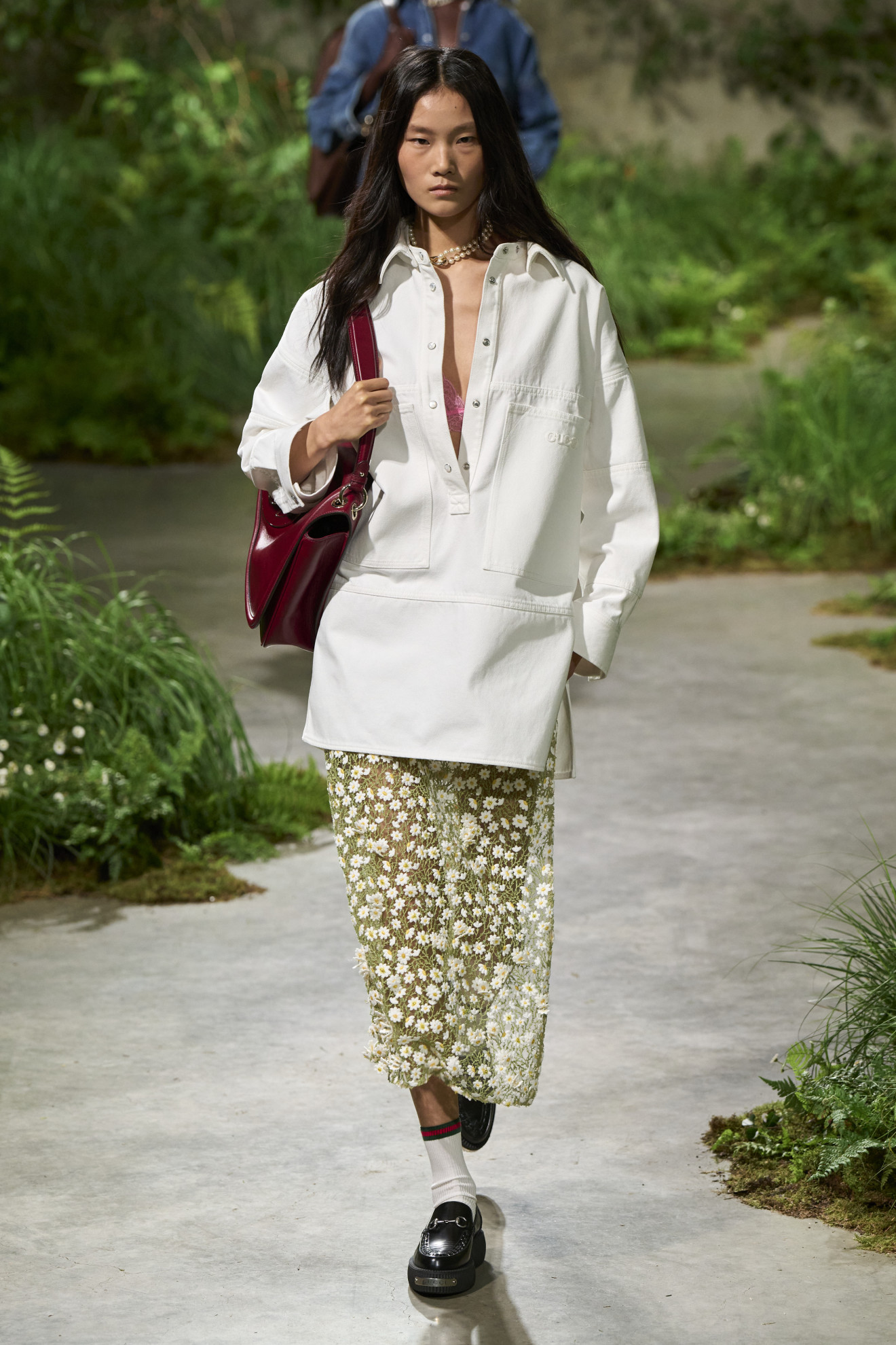 Back to the roots: круизная коллекция Gucci 2025