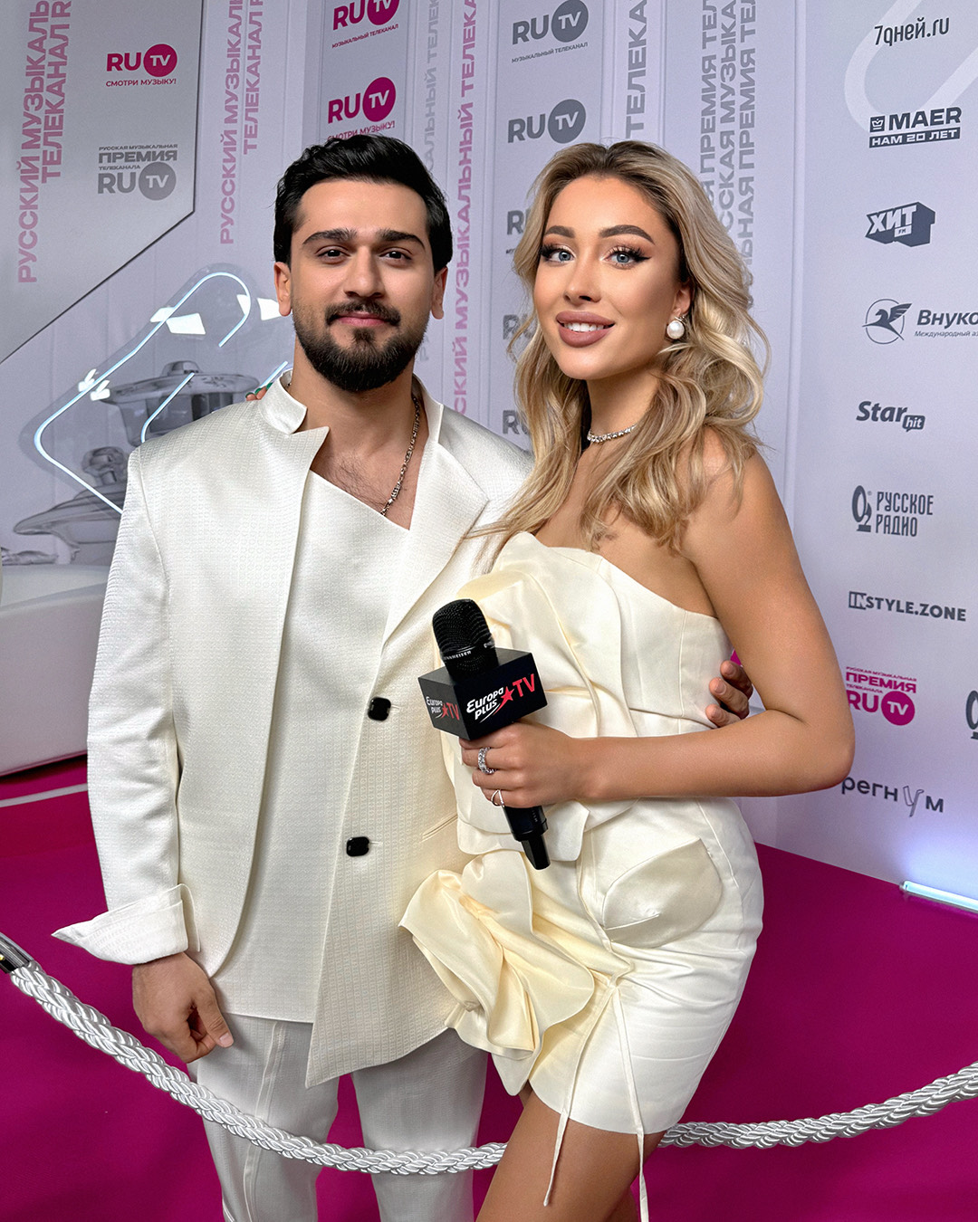 Лицо с обложки: Ирина Рони. "Как стать известной, осуществить свою мечту"