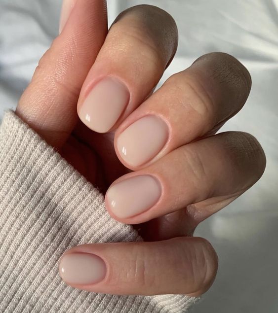 10 идей маникюра в стиле теннискор