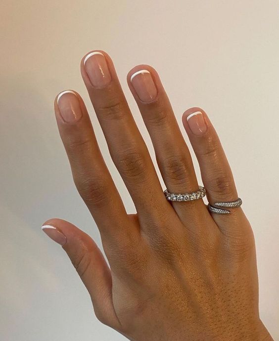 10 идей маникюра в стиле теннискор