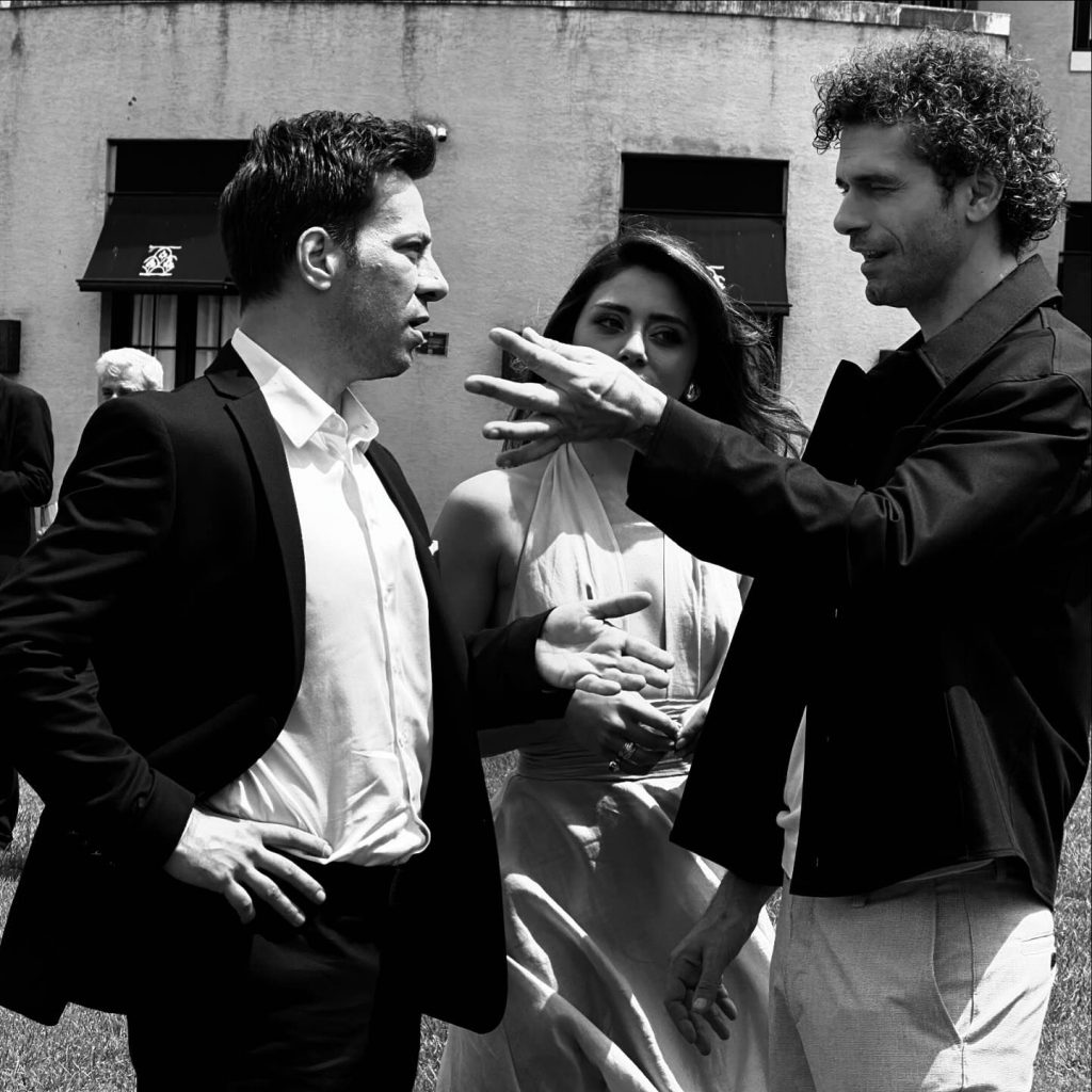 Йигит Киразджи, Каан Ташанер и Сыла Тюркоглу. Фото: социальные сети