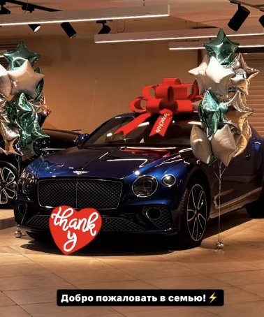 Лиза Моряк показала подарок от Сарика Андреасяна на годовщину совместной жизни