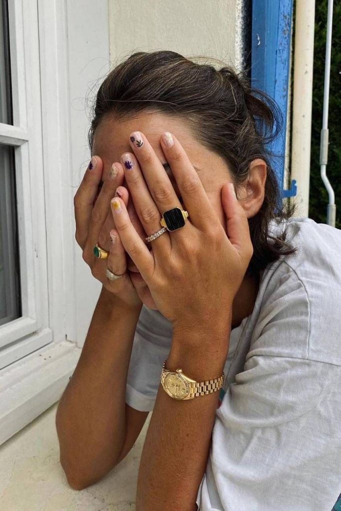 Как нельзя носить украшения? 5 правил, которые ты постоянно нарушаешь