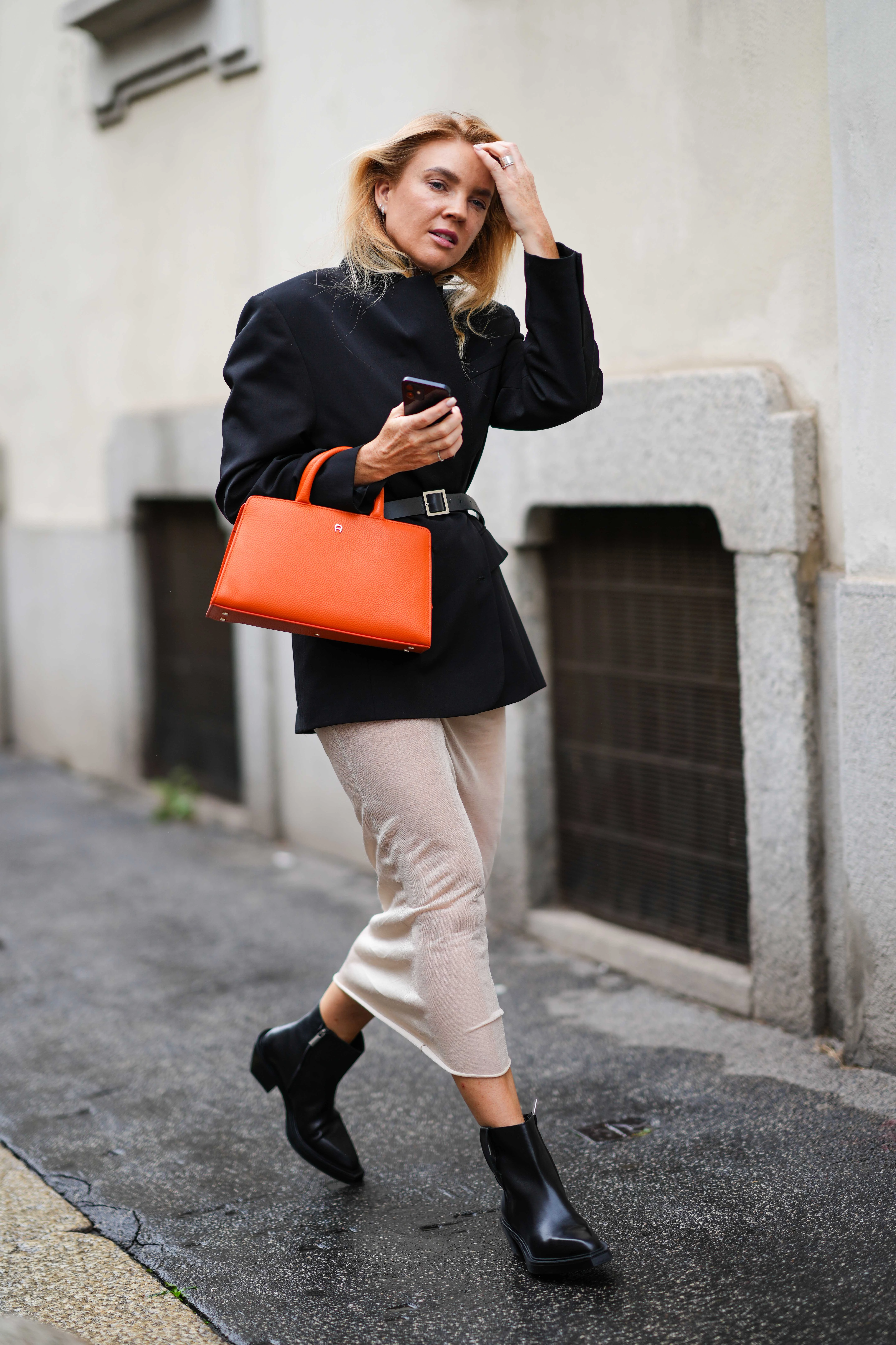 5 идей, как стилизовать прозрачную юбку этим летом