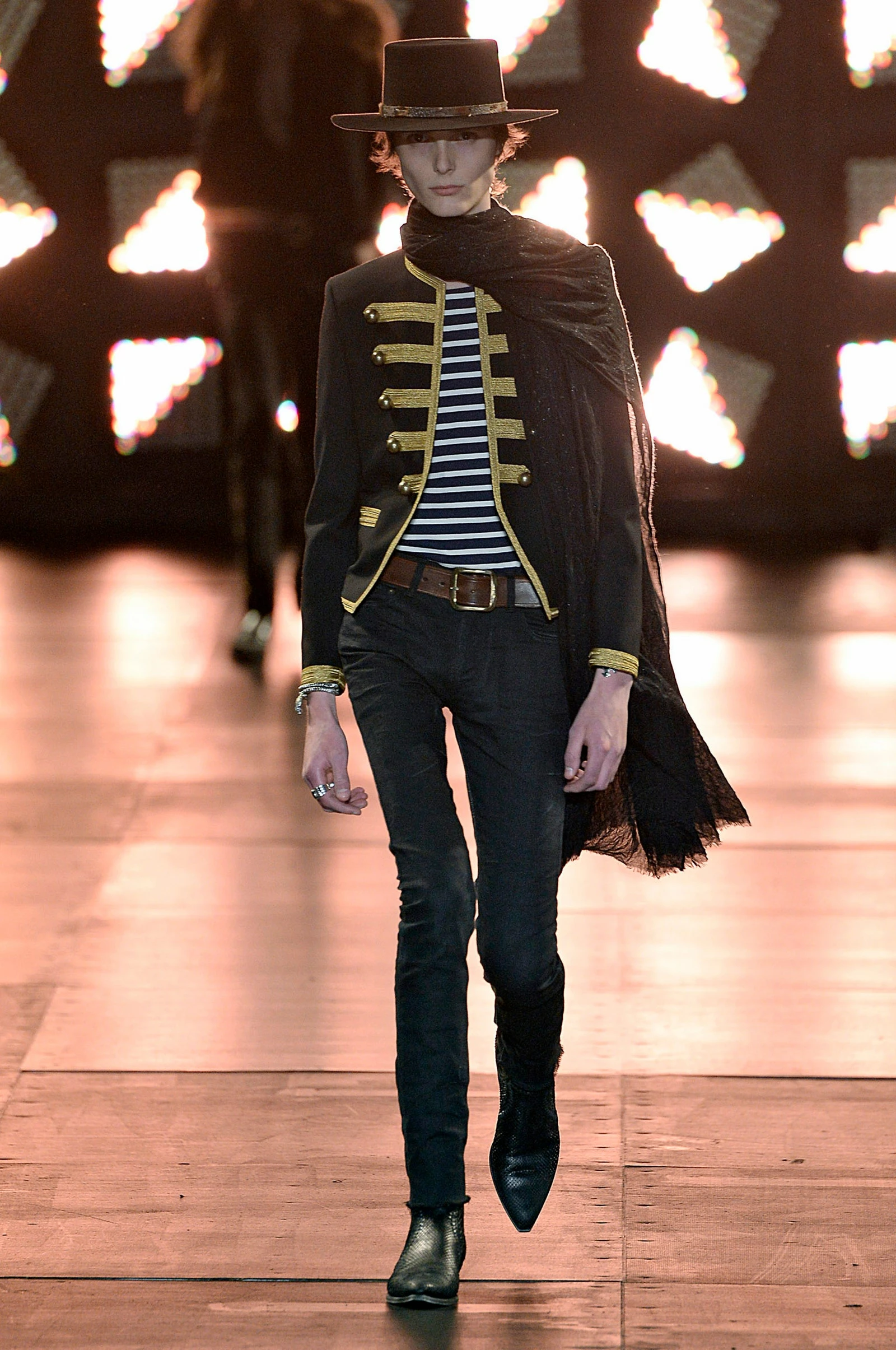 Saint Laurent весна-лето 2015