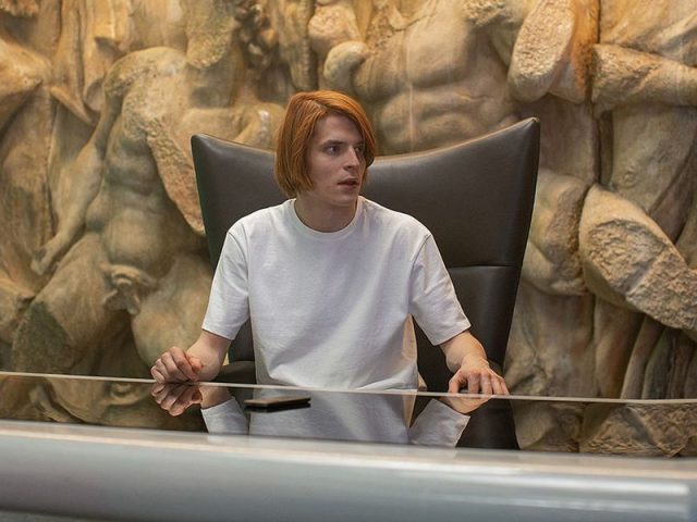 «И кусали, и облизывали, и кидались чем-то»: звезда «Майор Гром» Сергей Горошко рассказал о странном поведении фанатов