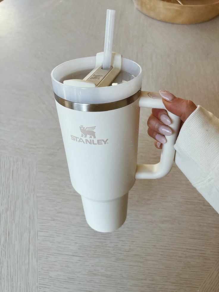 Новый тренд «эстетика белой девушки» из Китая набирает обороты по всему миру: что это такое и почему популярно?