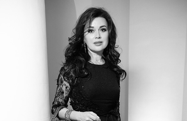 Дочь Анастасии Заворотнюк рассказала о странной истории, которая произошла после смерти актрисы