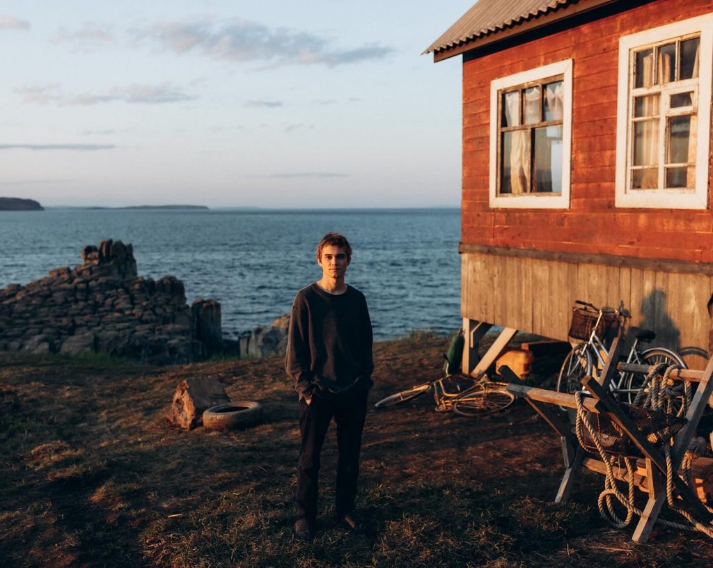 Рузиль Минекаев. Фото: кадр со съемок фильма «Большая земля»