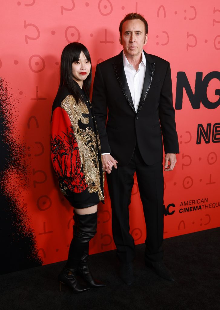 Николас Кейдж вышел в свет с молодой женой