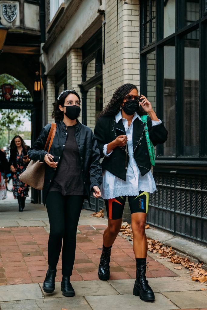 О дивный модный мир! Как спорт влияет на фэшн-индустрию и почему все сейчас без ума от тенниса, футбола и поло?