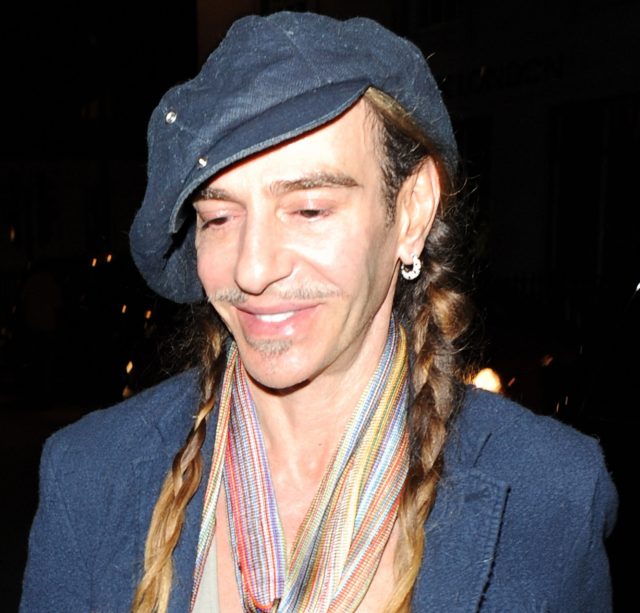 Слух дня: Джон Гальяно может уйти из Maison Martin Margiela и вернуться в Dior после крупного скандала