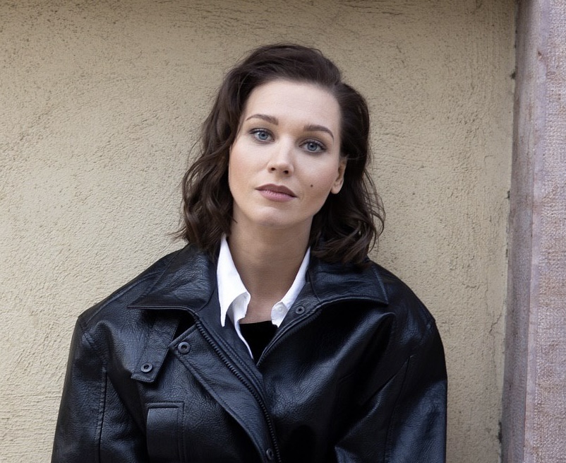 Кристина Асмус о своей жизни: «Очень много драматических событий происходило в последнее время»