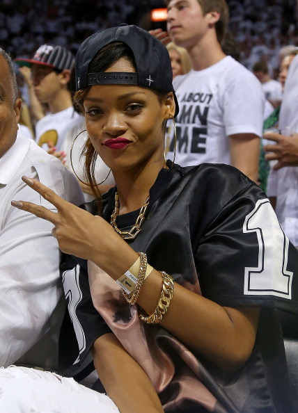 О дивный модный мир! Как спорт влияет на фэшн-индустрию и почему все сейчас без ума от тенниса, футбола и поло?