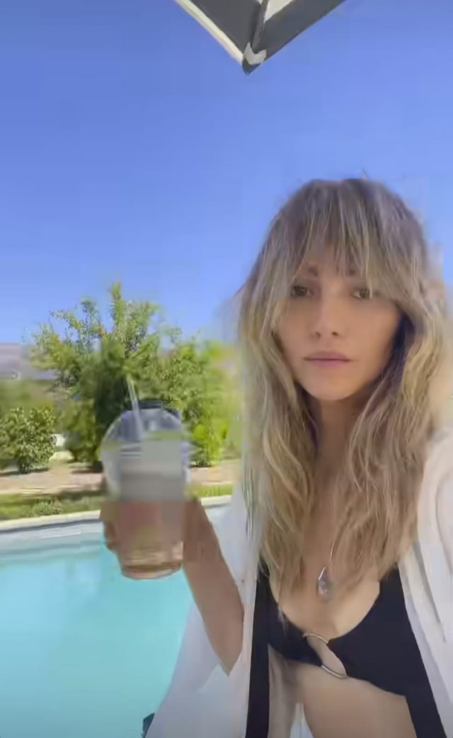 Сьюки Уотерхаус показала, как проводит свободное время