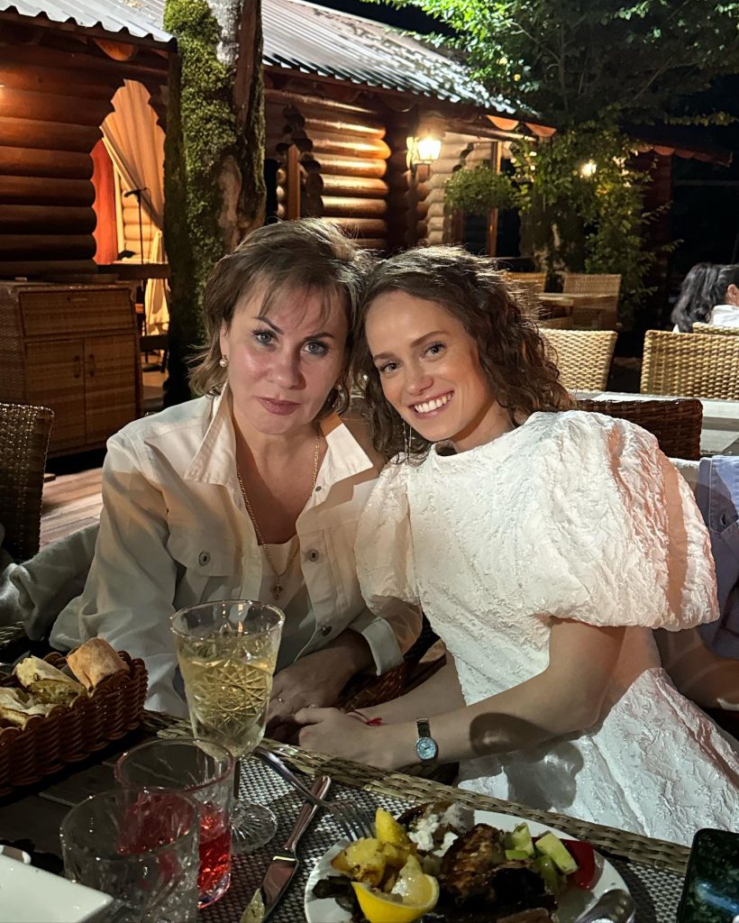 Наталья Харламова и Катерина Ковальчук. Фото: социальные сети