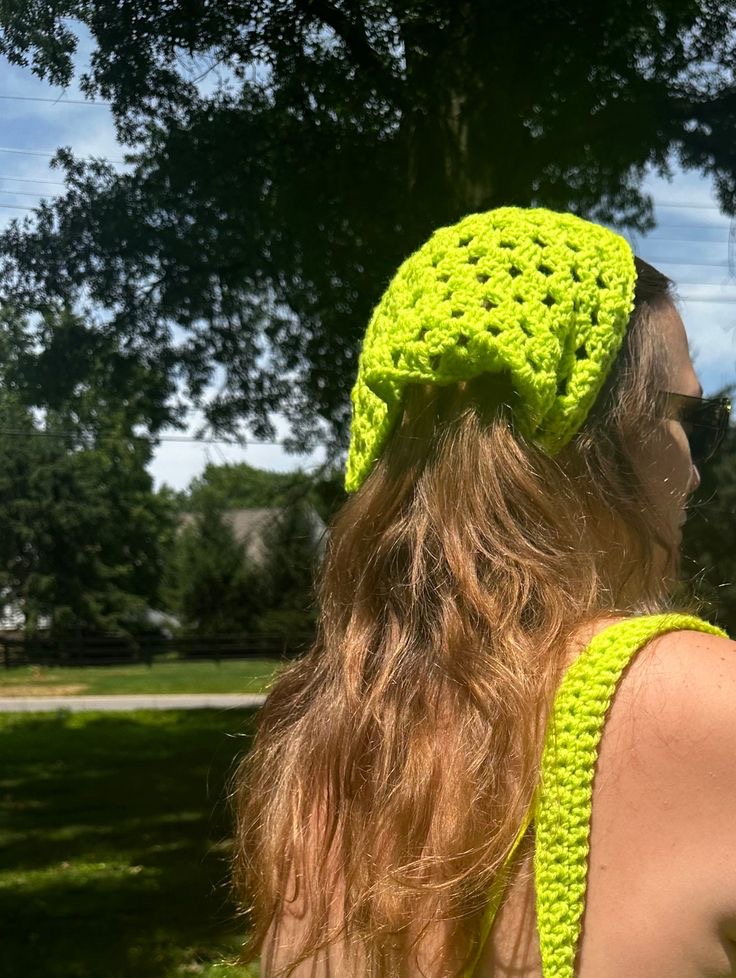 Просто добавь зеленого: как составить образ с главным цветом сезона? Вот стильные идеи