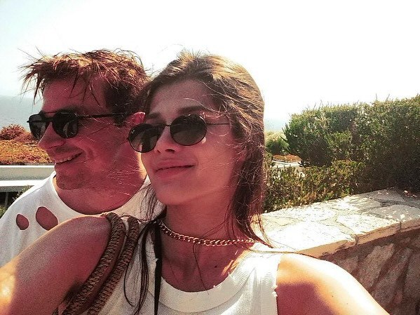 Александр Петров с женой Викторией. Фото: социальные сети