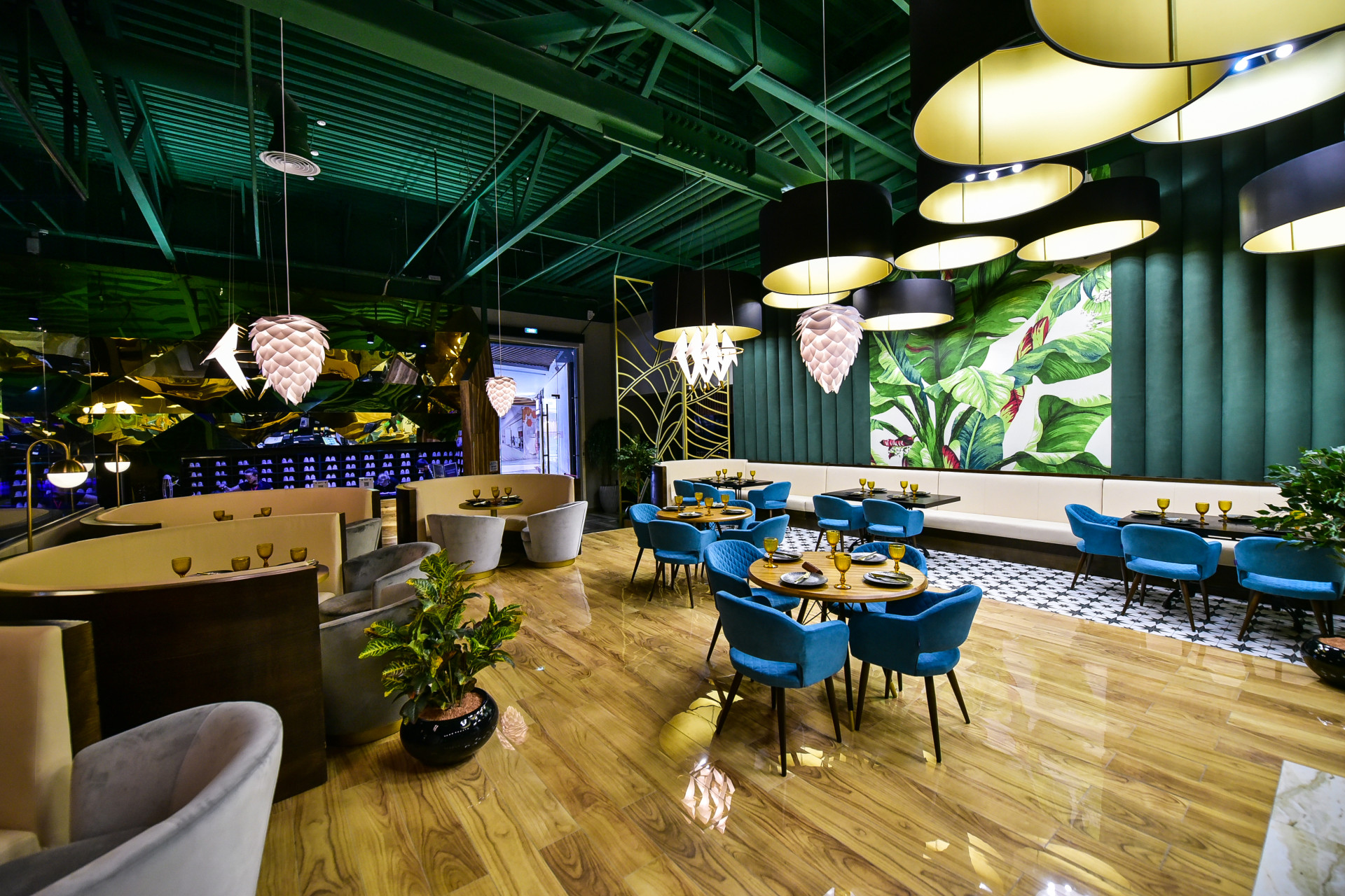 «Кулинарные амбиции»: интервью с шеф-поваром и директором сети ресторанов BatyrRestoGroup о любви к ресторанному бизнесу, аутентичной еде и уникальности бренда