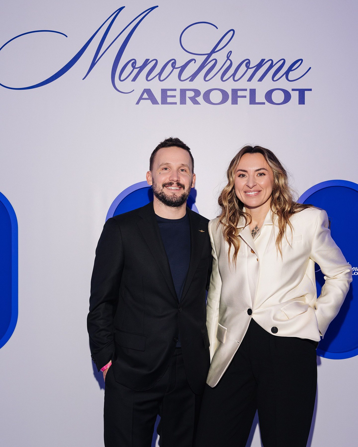 Лина Дембикова, Наталья Борисова, Слава Копейкин и другие посетили презентацию коллаборации MONOCHROME x AEROFLOT