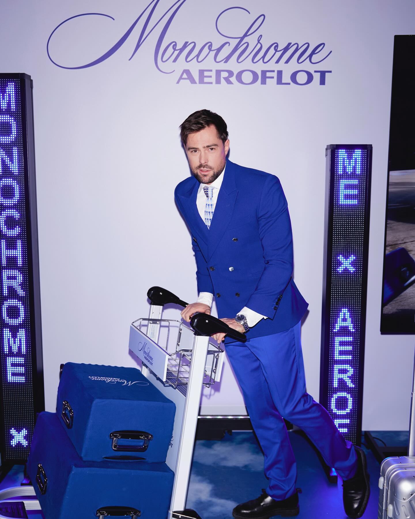 MONOCHROME x AEROFLOT.
