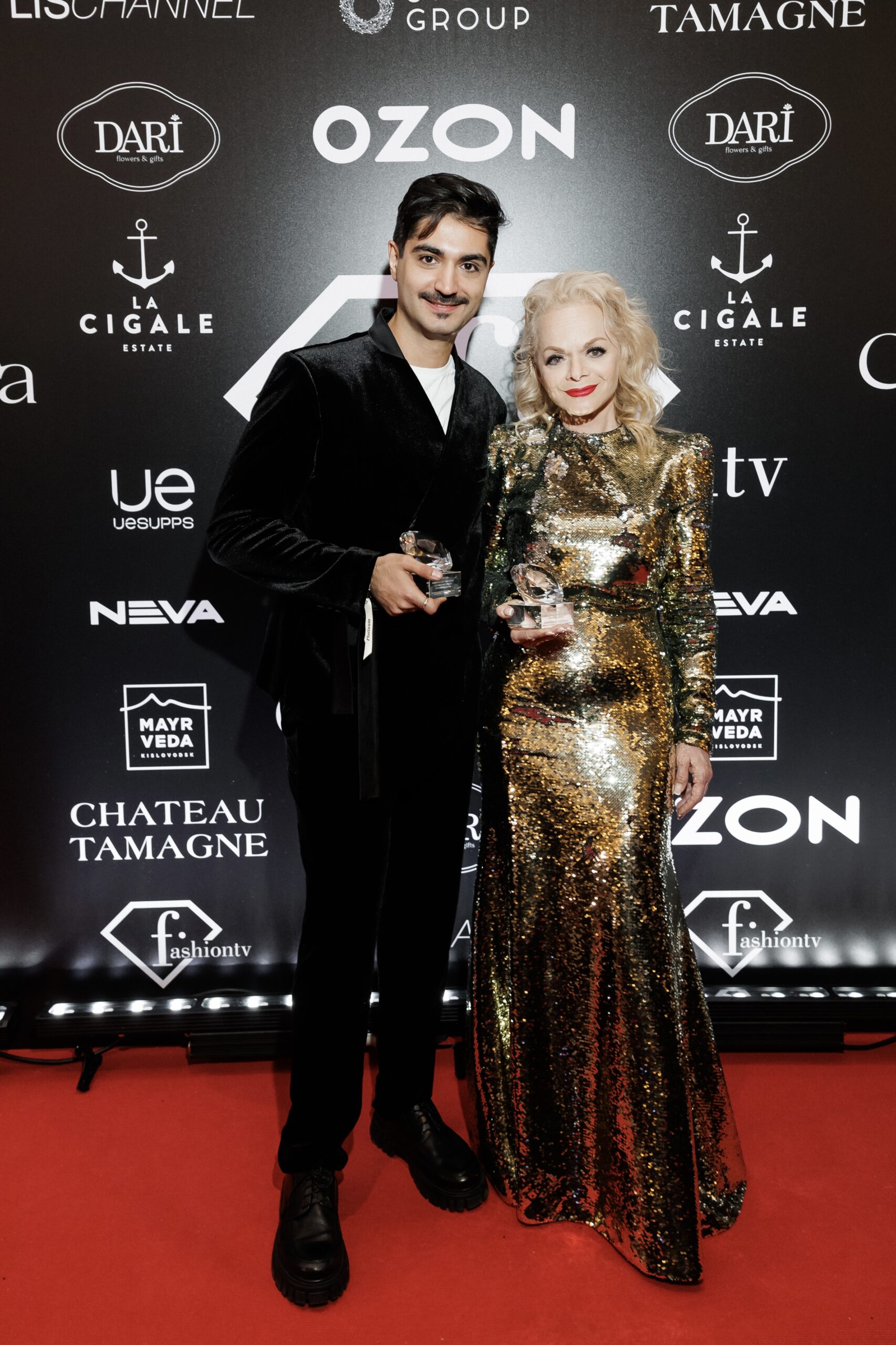 Лучшие образы премии Fashion TV 2024: Ольга Бузова, Филипп Киркоров, Зара, Люся Чеботина и другие звезды события