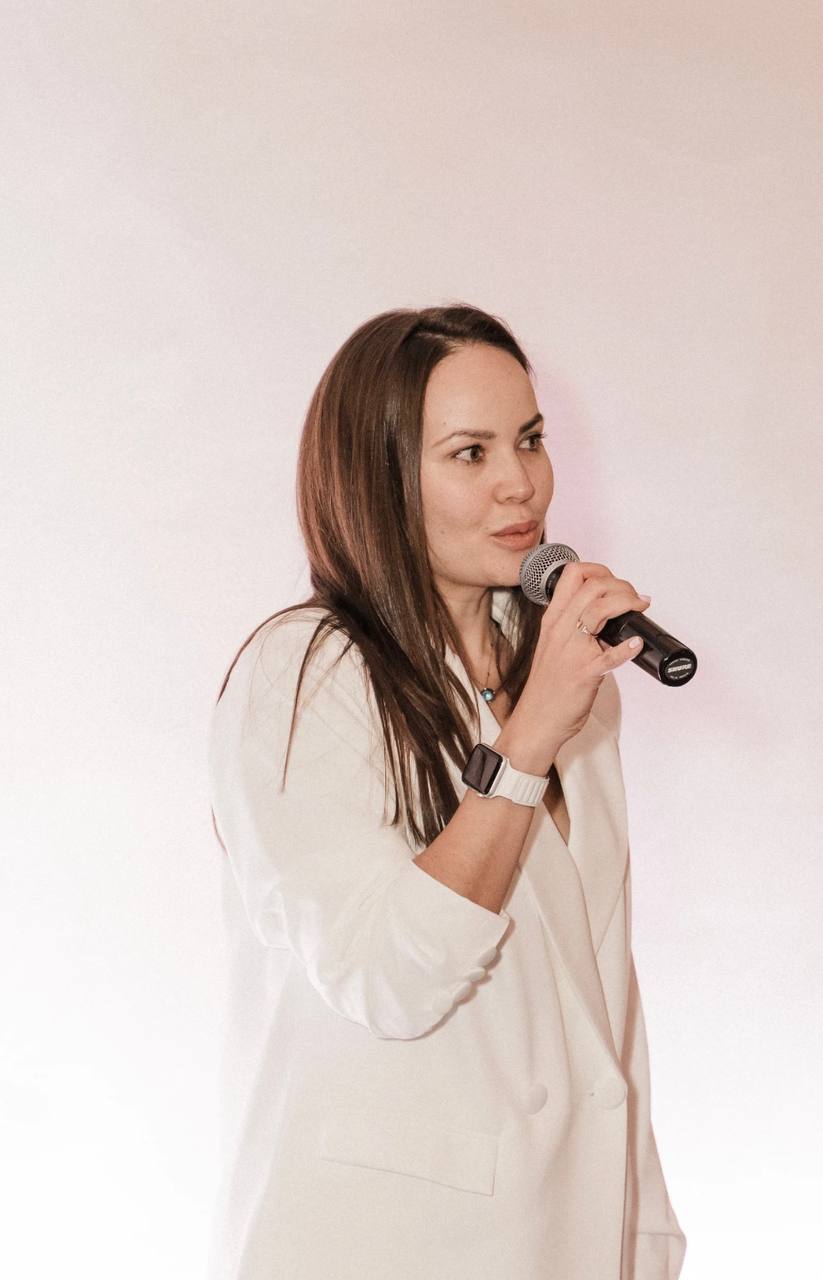 Диана Султанова