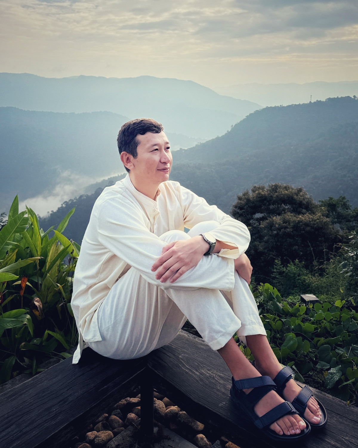 «Письма счастья»: кто из казахстанских звезд высказался о ситуации с уведомлениями от налоговой?