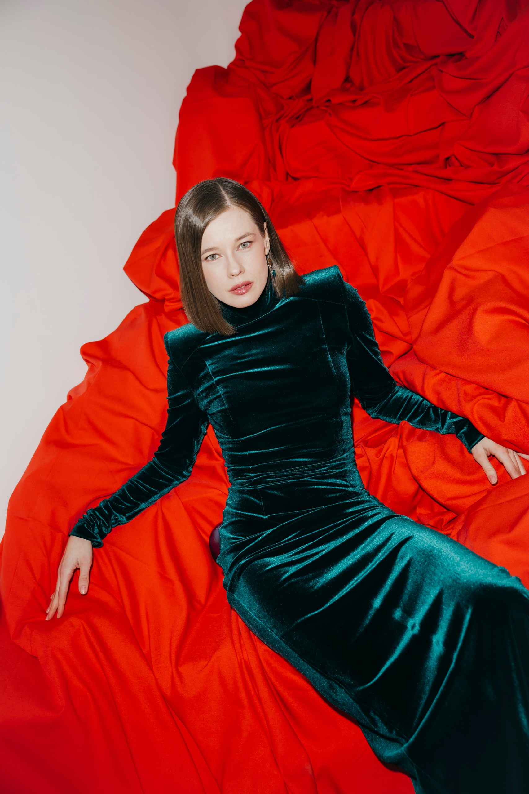 Алексей Жидковский, Эвелина Хромченко, Виктория Портфолио, Алина Ковалева на ужине бренда COSARÊVE