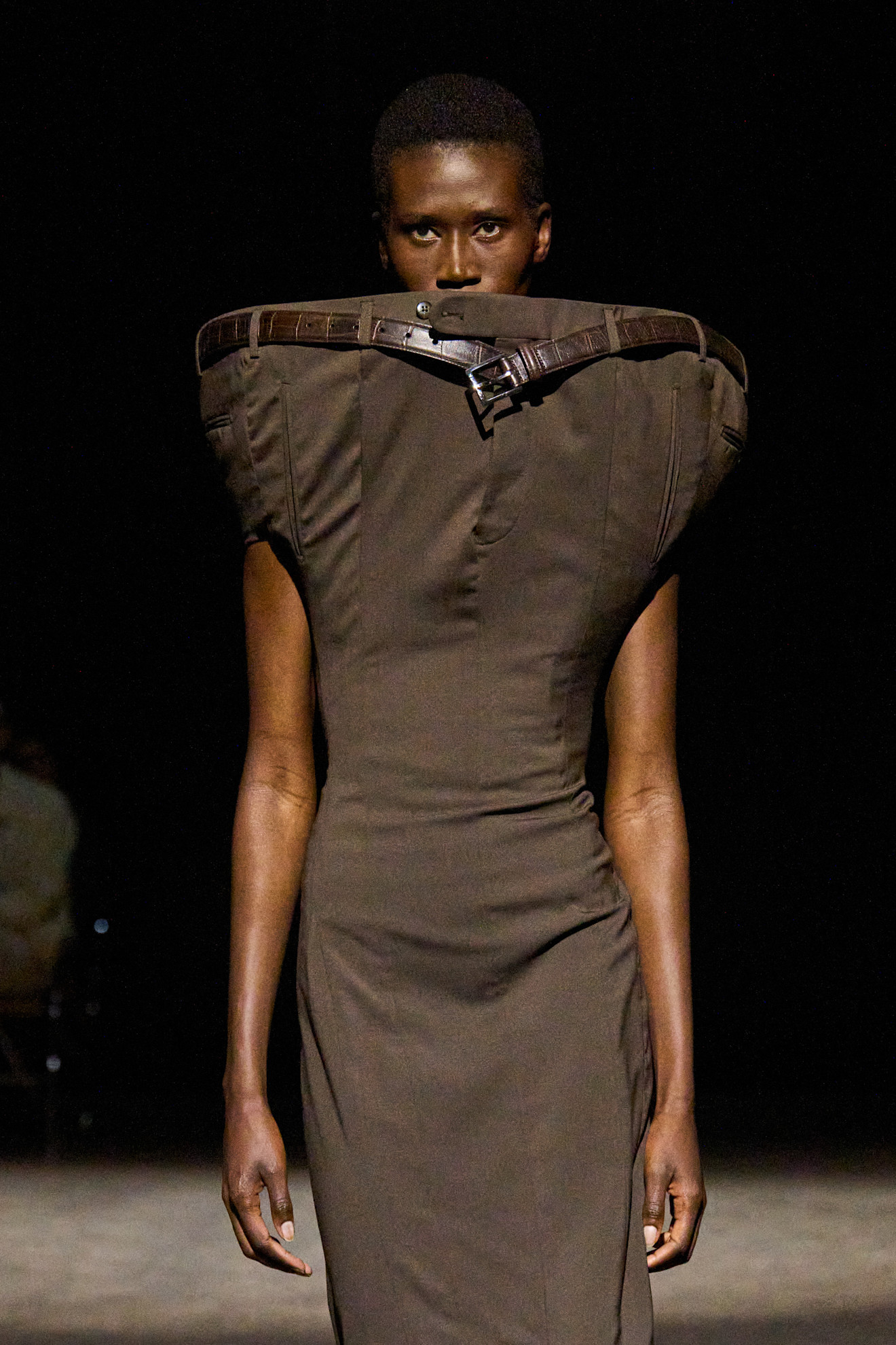 «Тихая роскошь» исчезает: но что мир фэшн ждет дальше?