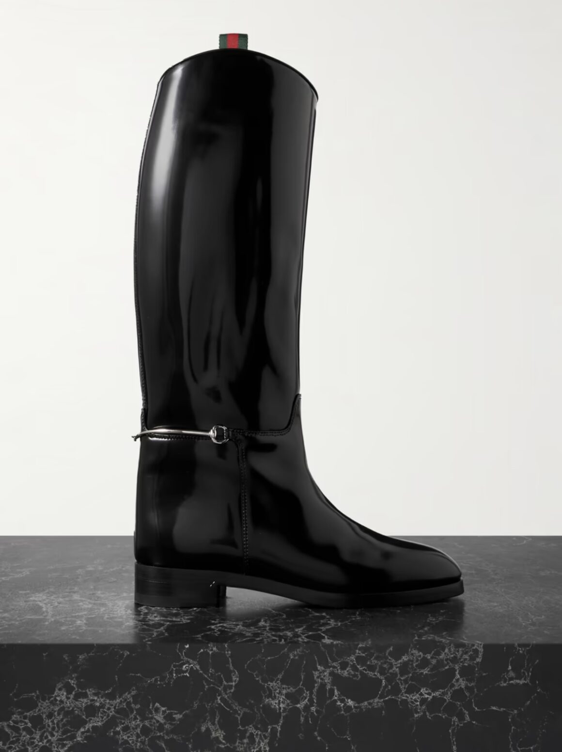 Одеваемся в стиле Ирины Шейк