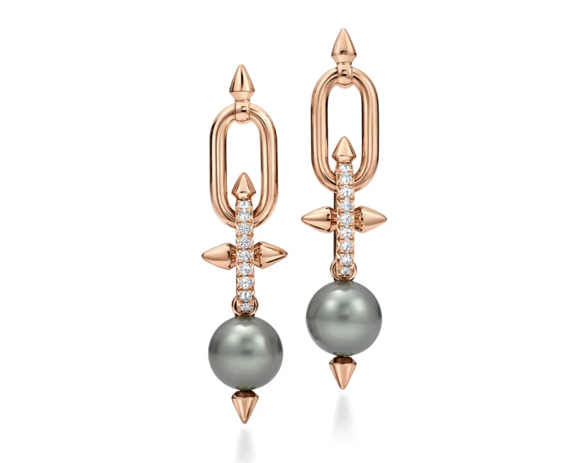 Фаррелл представил обновленную коллекцию украшений Tiffany Titan