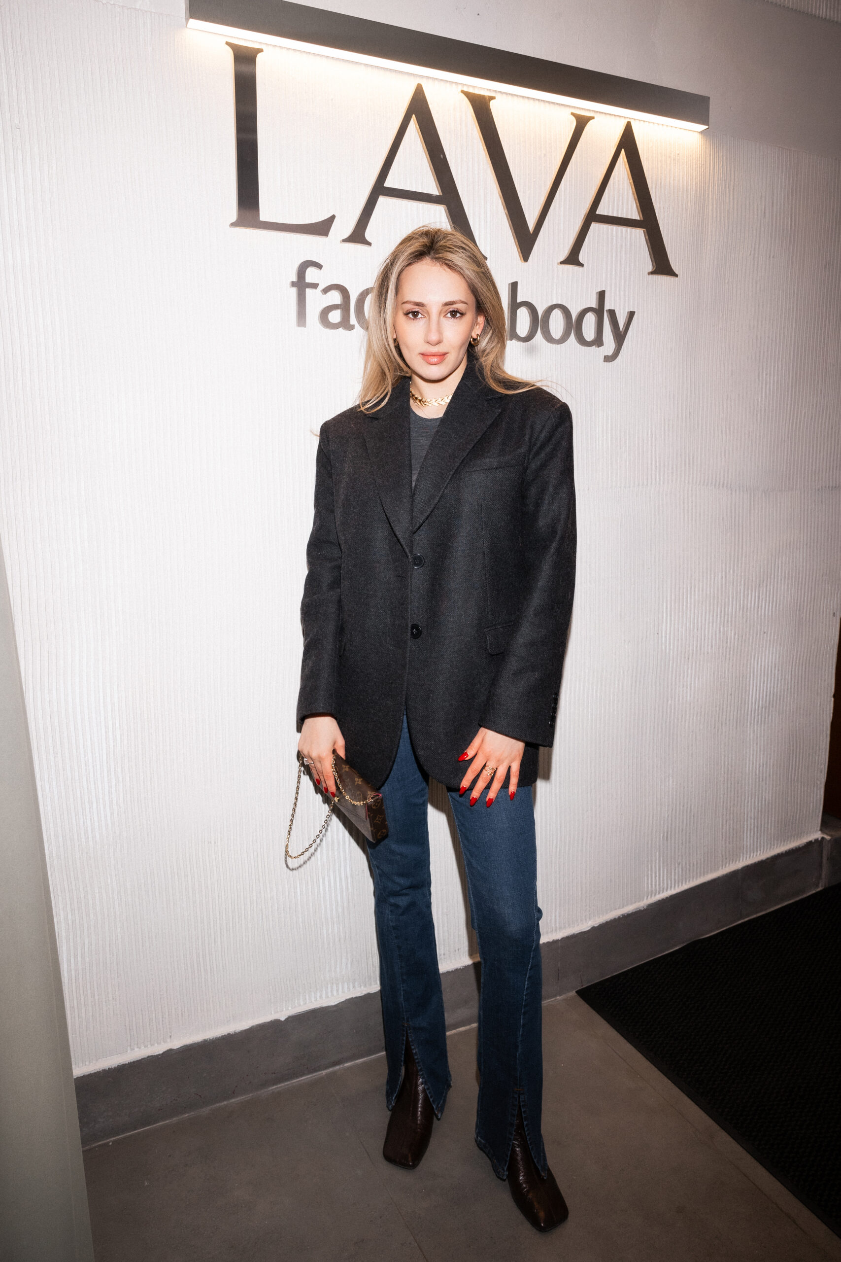 Beauty day в пространстве гармонии Lava face & body