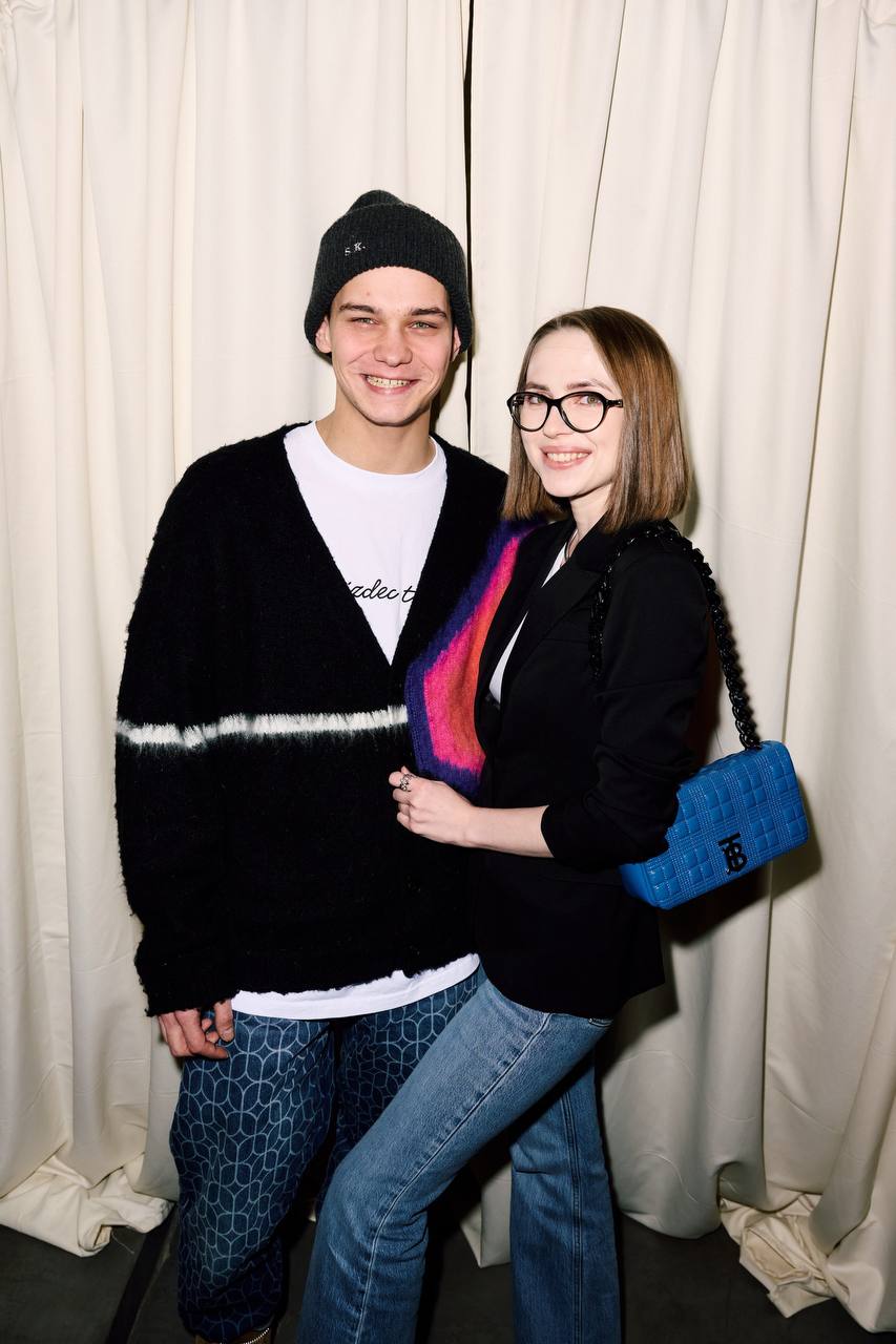 Лина Дембикова, Мария Миногарова, Саша Сулим, Мария Червоткина и другие гости на секретном POP-UP LOVE REPUBLIC