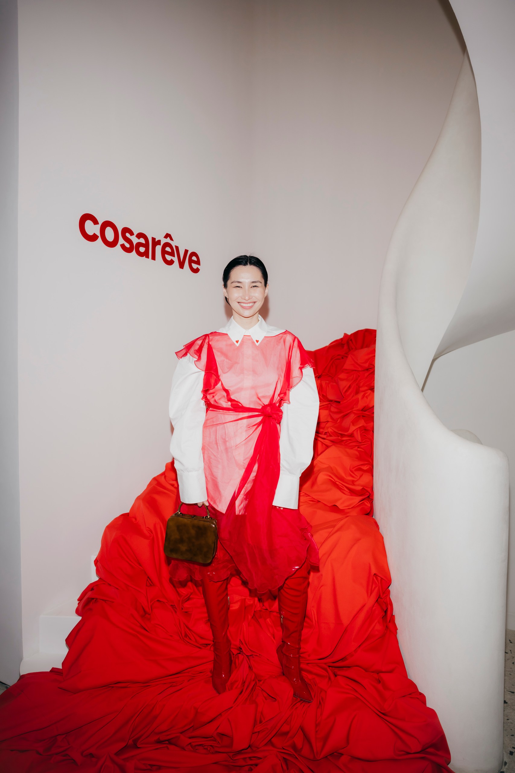 Алексей Жидковский, Эвелина Хромченко, Виктория Портфолио, Алина Ковалева на ужине бренда COSARÊVE