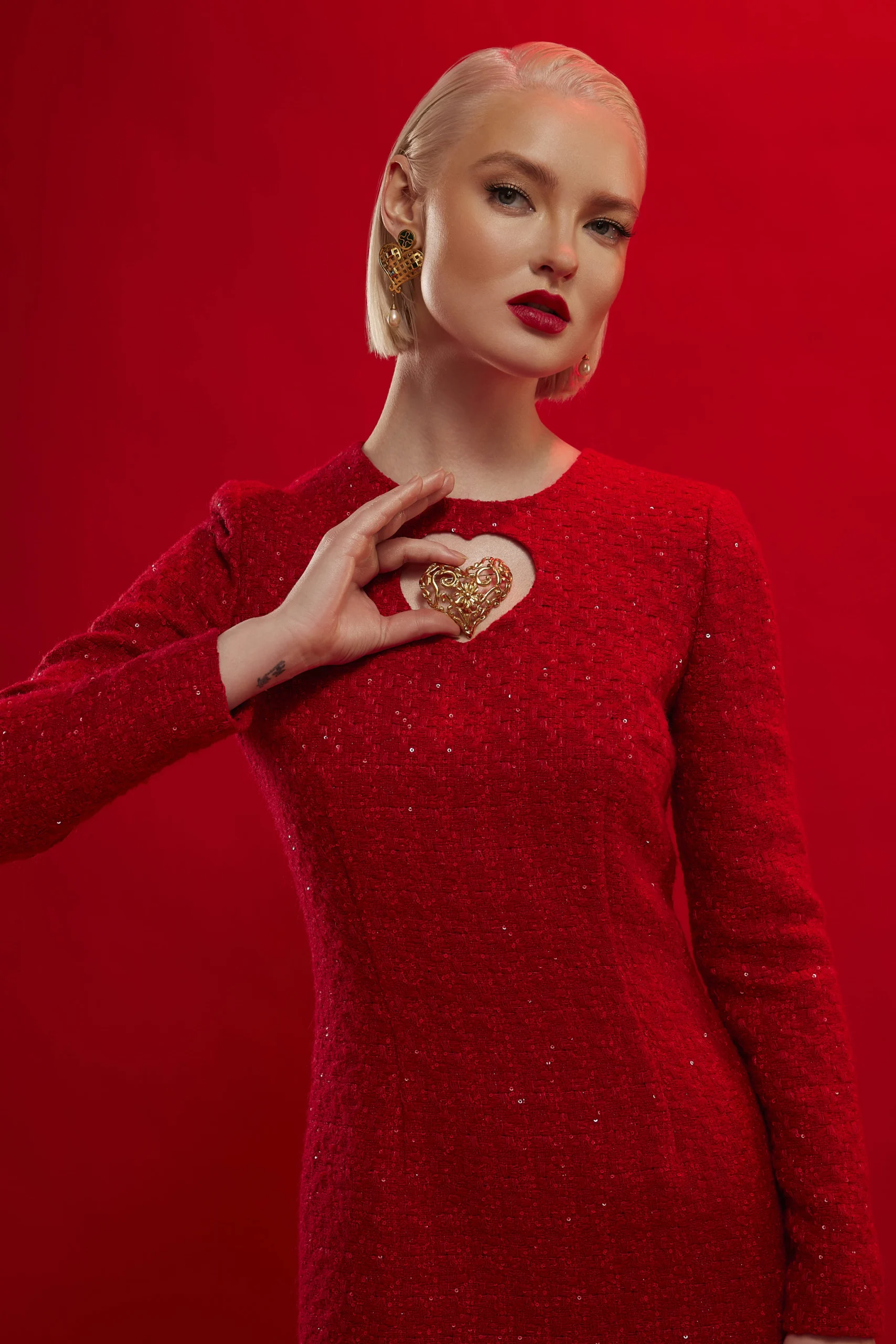 Leffers ROUGE AFFAIR: манифест страсти в роскошных оттенках красного