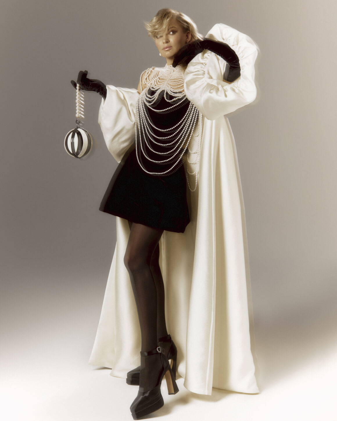 Как выбрать идеальный гардероб: советы стилиста Марии Топаловой