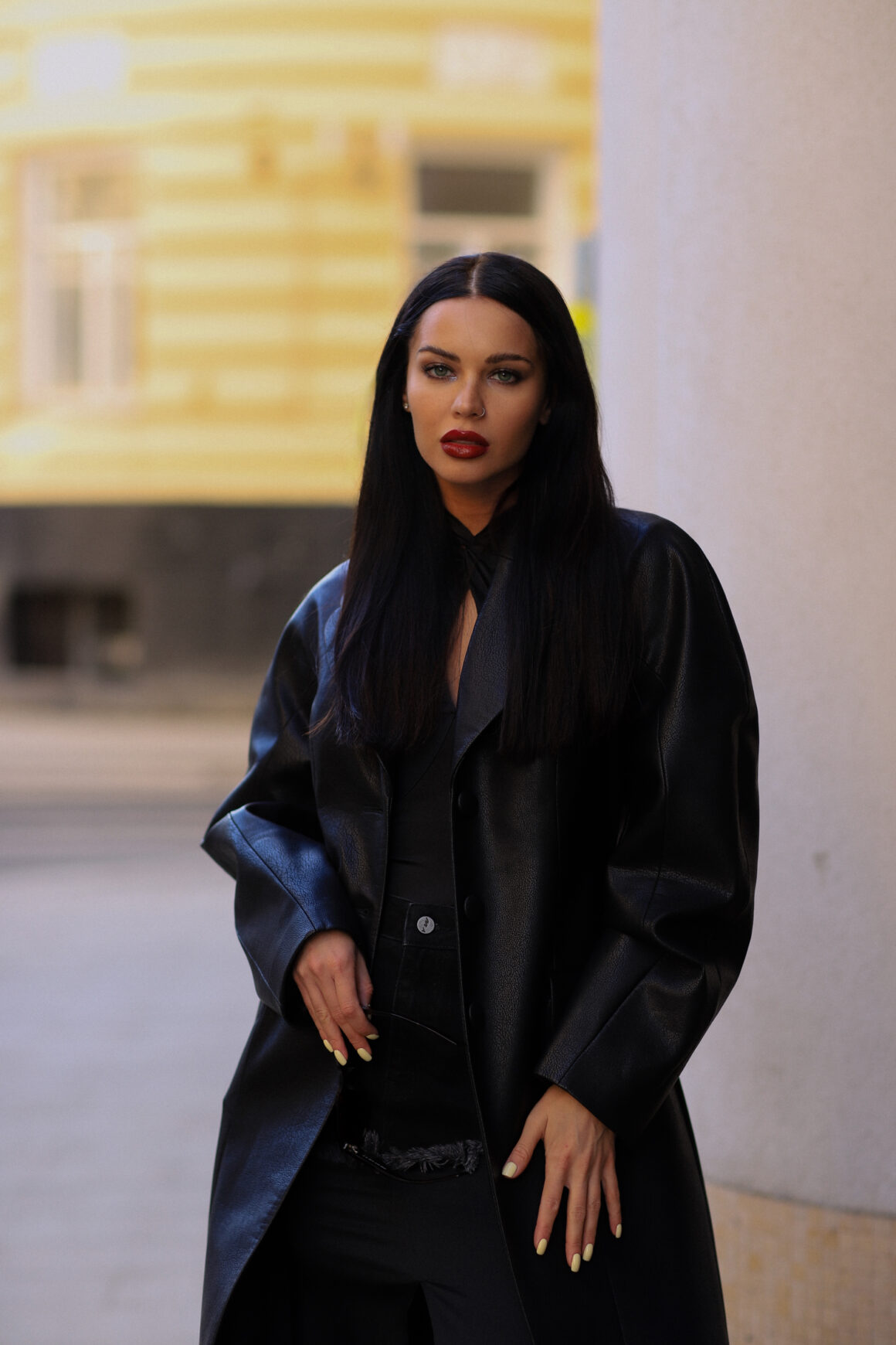 Лера Алмазова: “Мода присутствует во всей моей жизни — начиная от эстетики моего дома, до одежды моей собаки”