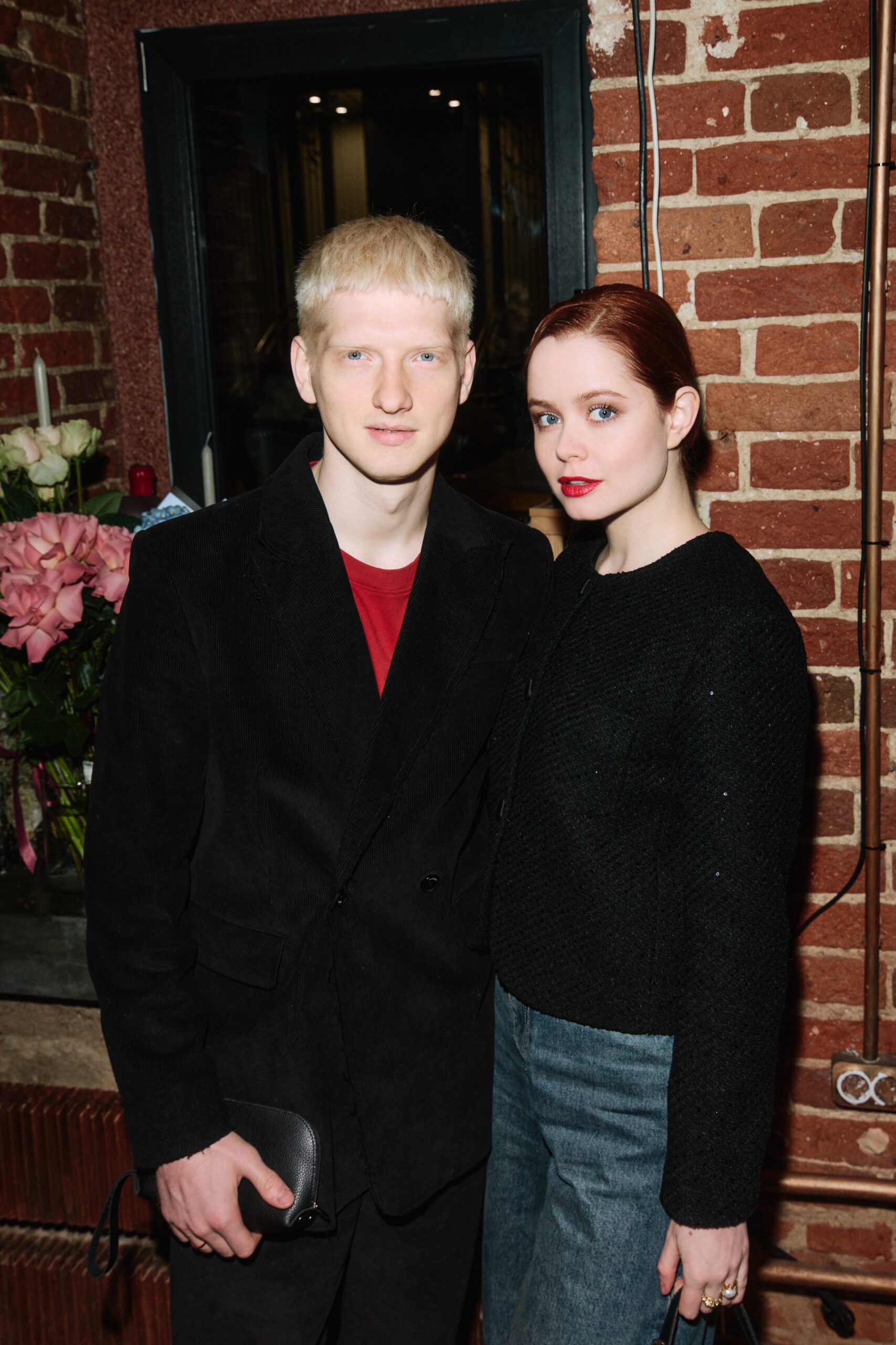 Владислав Ценев, Анна Скороходова, Мила Ершова и Святослав Рогожан на вечере в честь Дня рождения Юлии Хамитовой