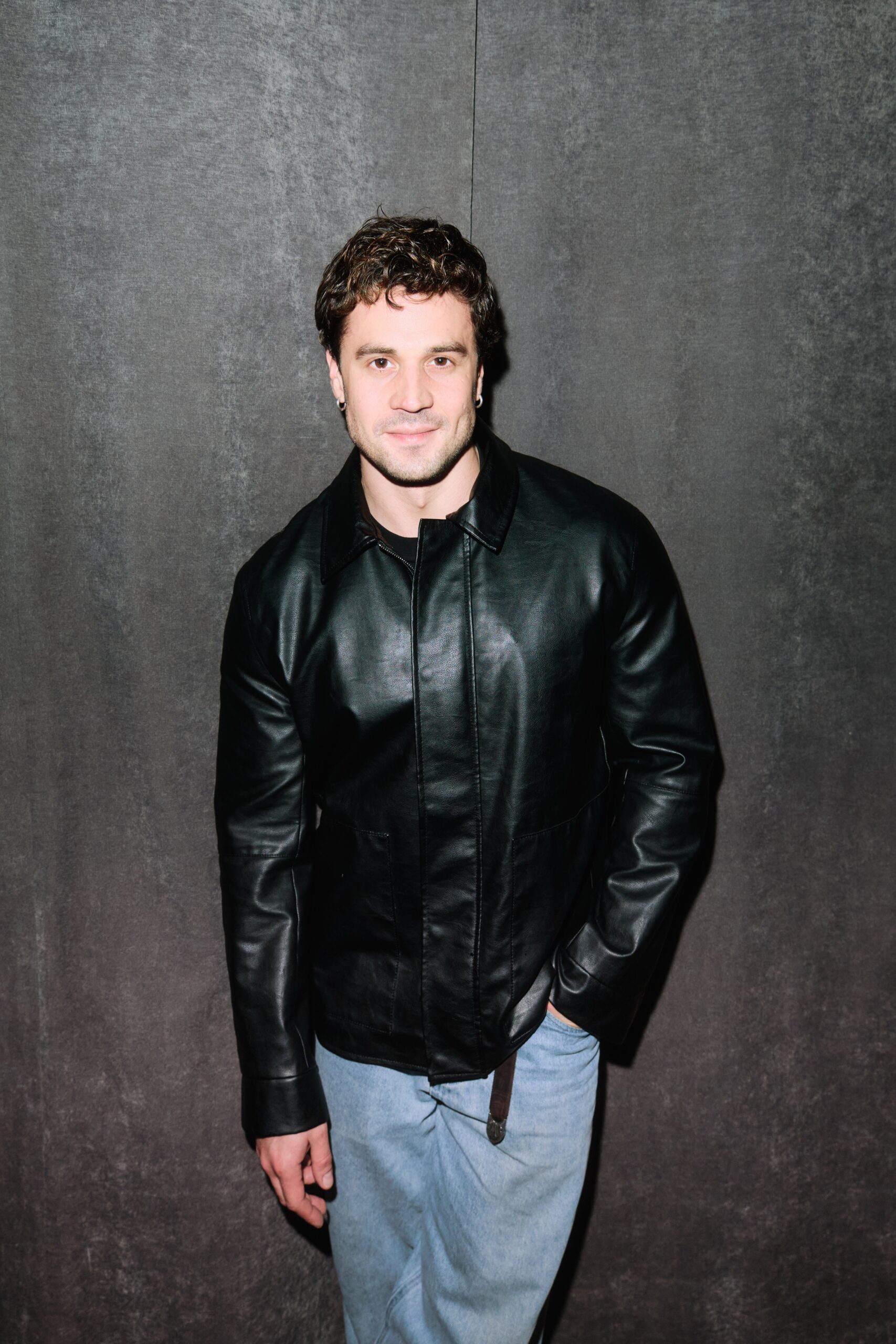 Владислав Ценев, Анна Скороходова, Мила Ершова и Святослав Рогожан на вечере в честь Дня рождения Юлии Хамитовой