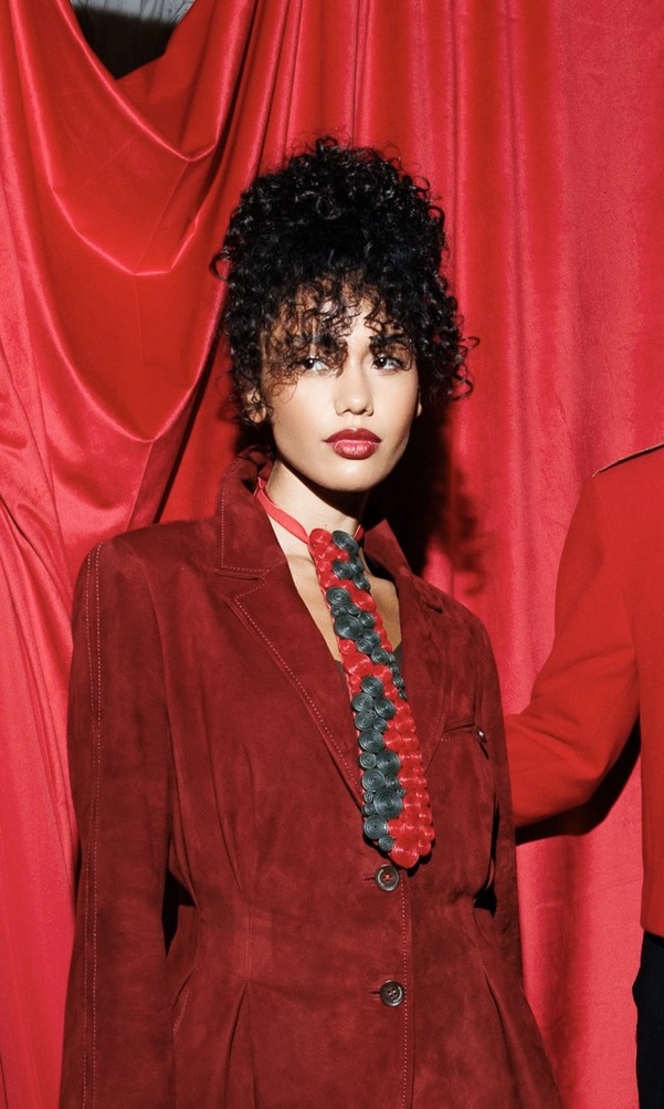 Свобода самовыражения: закрытый показ коллекции UNFRAME от JULIAKISELEVA с украшениями by SKOROKHODOVA