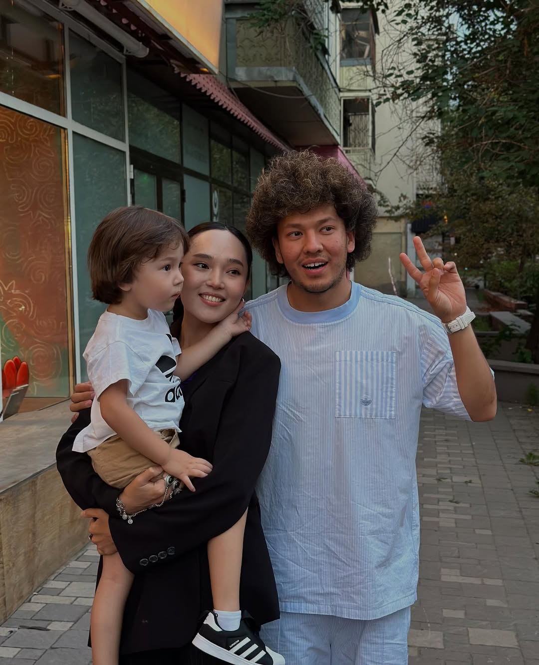 Айжұлдыз Адайбековаға пәтер