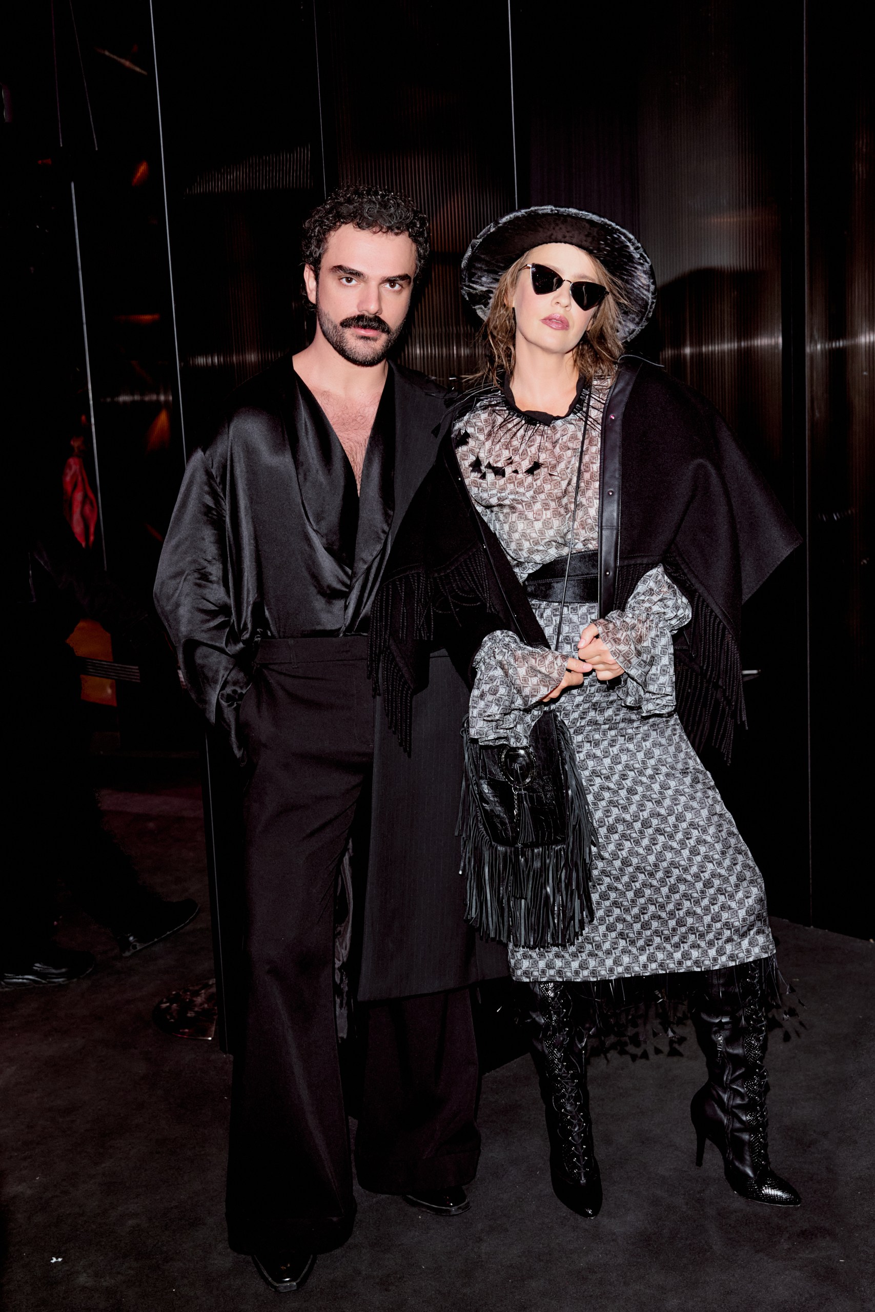 Ольга Лефферс, Питер Опхайм, Полина Аскери и другие звезды на показе бренда COSARÊVE