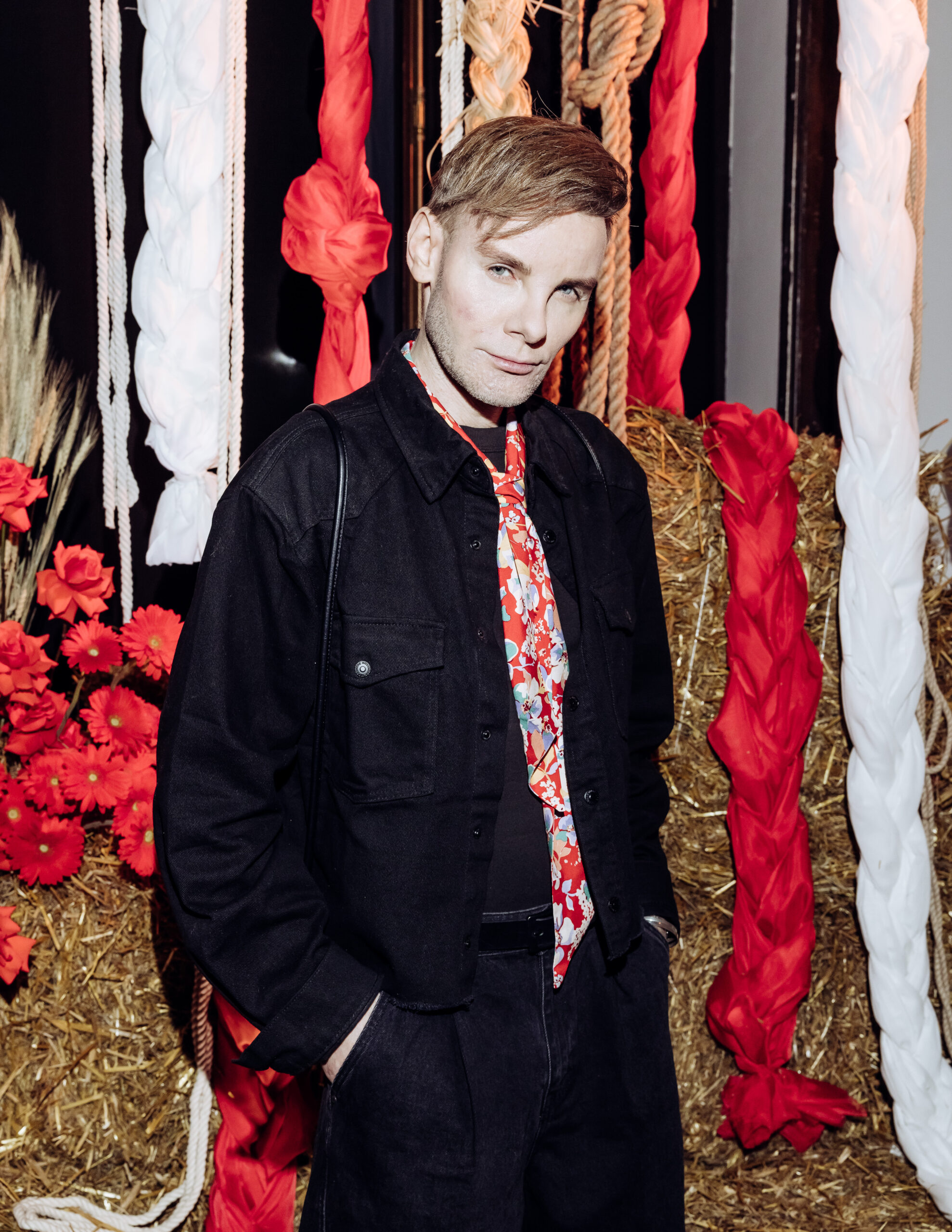 Анна Худоян, Дарья Коробова, Алина Ковалева, Олег Горчанин и другие на премьере шоу «Ход Царевны» Елены Барановой