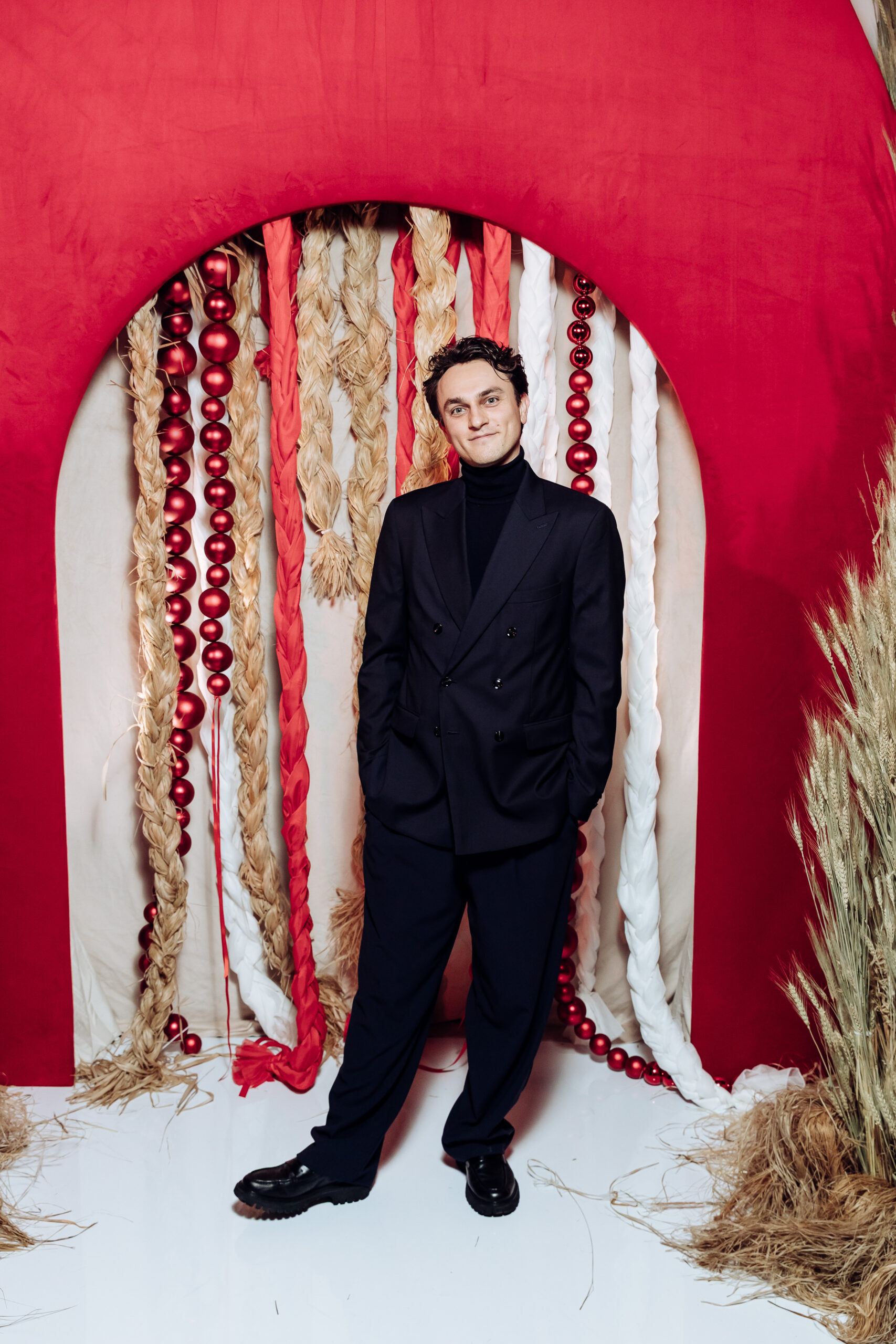 Анна Худоян, Дарья Коробова, Алина Ковалева, Олег Горчанин и другие на премьере шоу «Ход Царевны» Елены Барановой